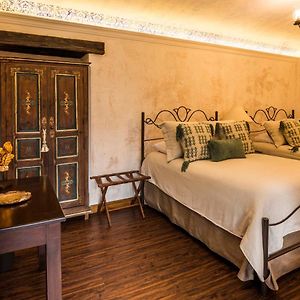 Deluxe Room 2 beds